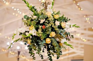 Hanging Wedding Flowers And DÃ©corMay 24, 2024
